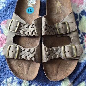 Cliffs by WHITE MOUNTAIN Brown Sandals